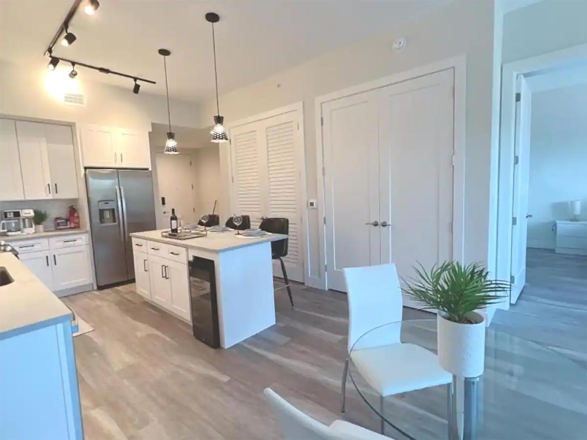 Lux Property Great For 1 To 8 Guests-Family Trip ,5Beds 2Rooms Staycation With Gym And Ev, Proximity To Downtown And Beaches 西棕榈滩 外观 照片