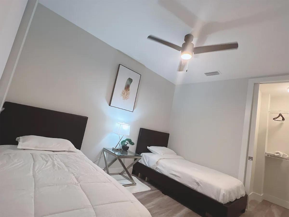 Lux Property Great For 1 To 8 Guests-Family Trip ,5Beds 2Rooms Staycation With Gym And Ev, Proximity To Downtown And Beaches 西棕榈滩 外观 照片