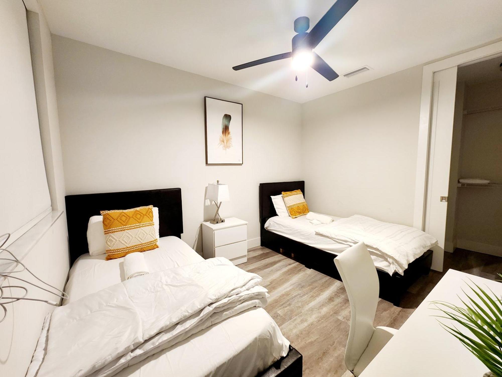 Lux Property Great For 1 To 8 Guests-Family Trip ,5Beds 2Rooms Staycation With Gym And Ev, Proximity To Downtown And Beaches 西棕榈滩 外观 照片